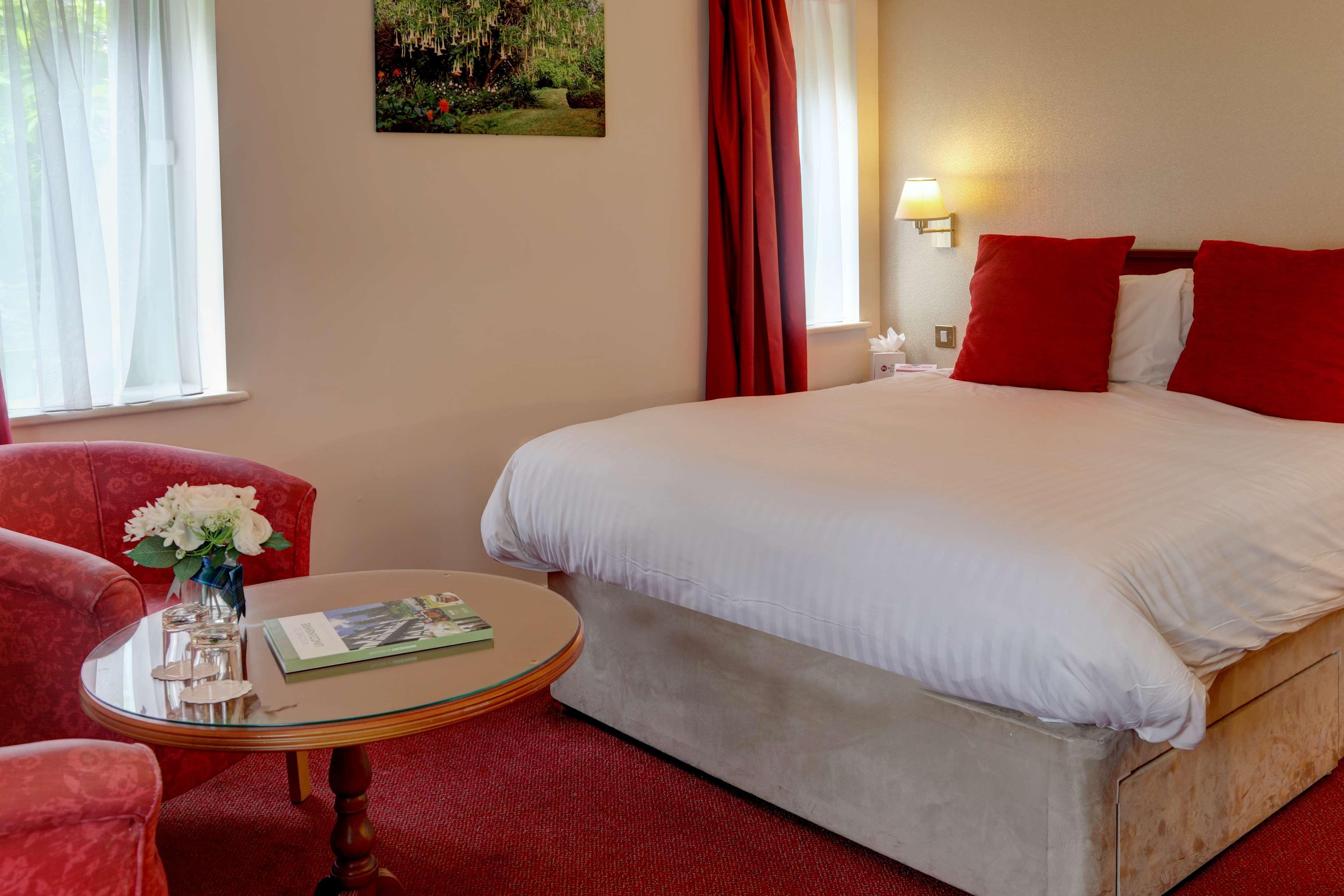 Best Western Plus Bentley Hotel, Leisure Club & Spa Thorpe on the Hill  Экстерьер фото