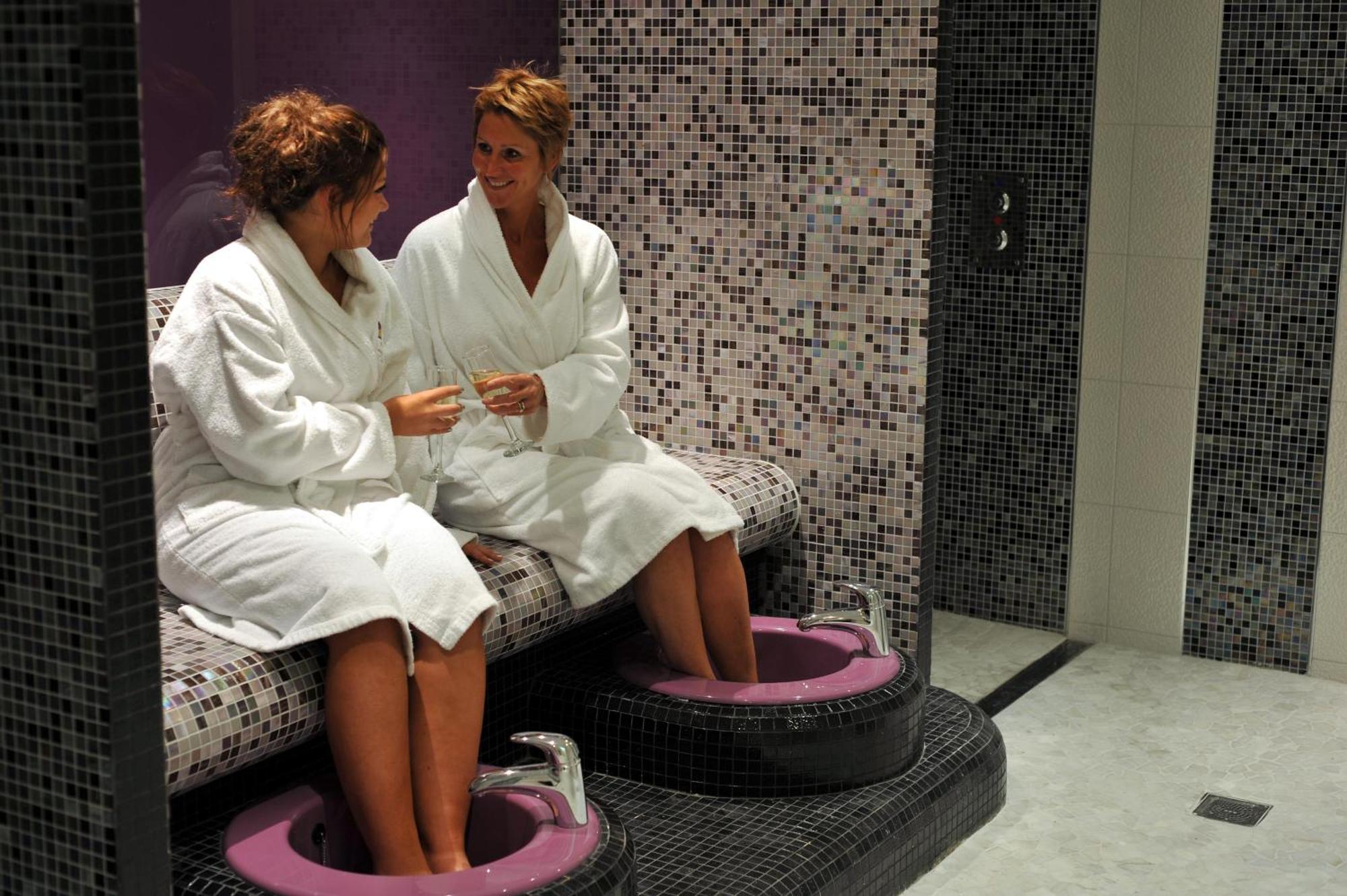 Best Western Plus Bentley Hotel, Leisure Club & Spa Thorpe on the Hill  Удобства фото